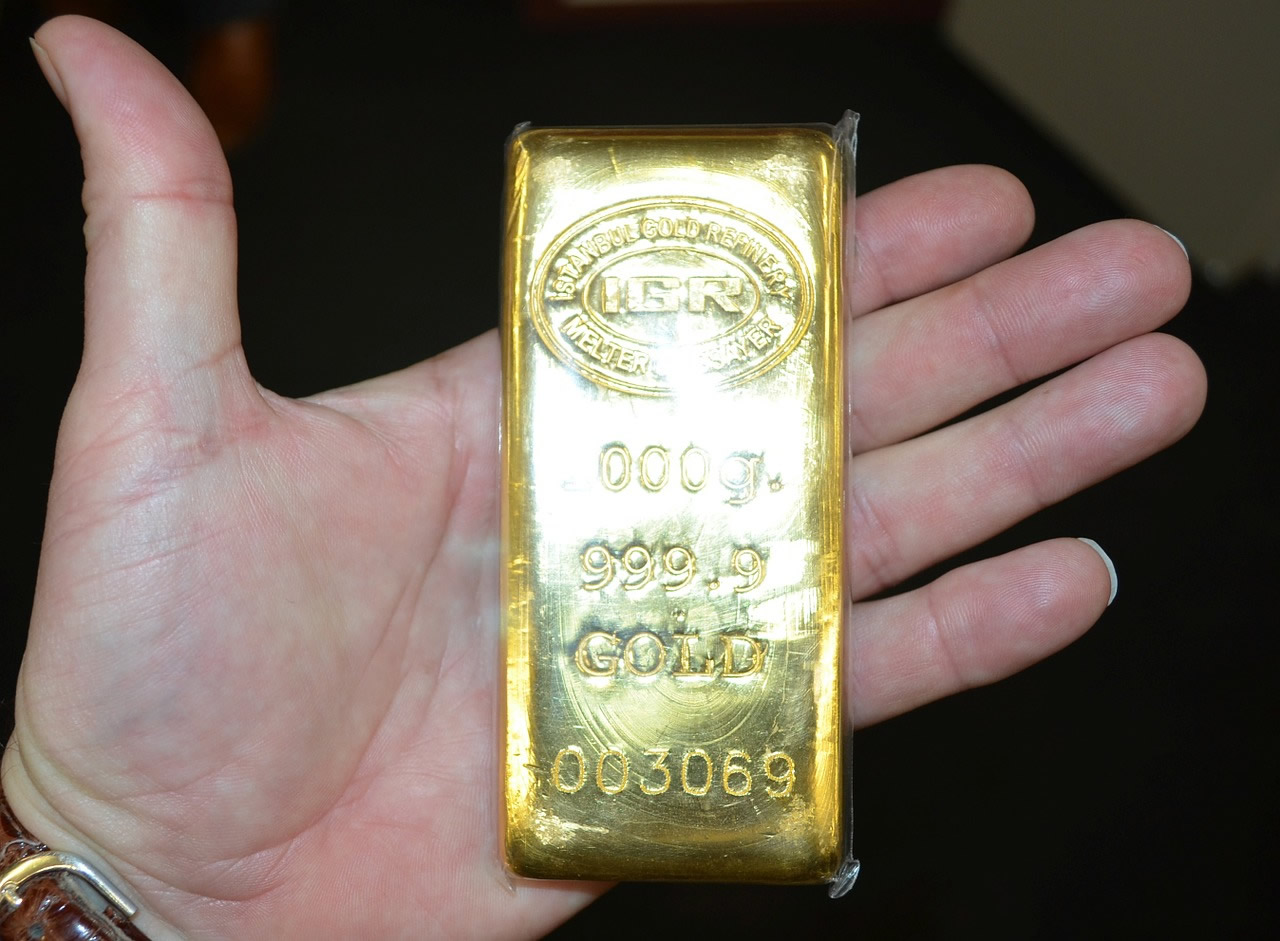 small gold bullion bar